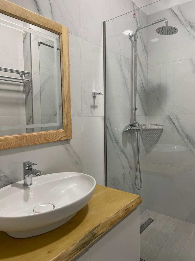 Adria Hotel Golem  Buitenkant foto