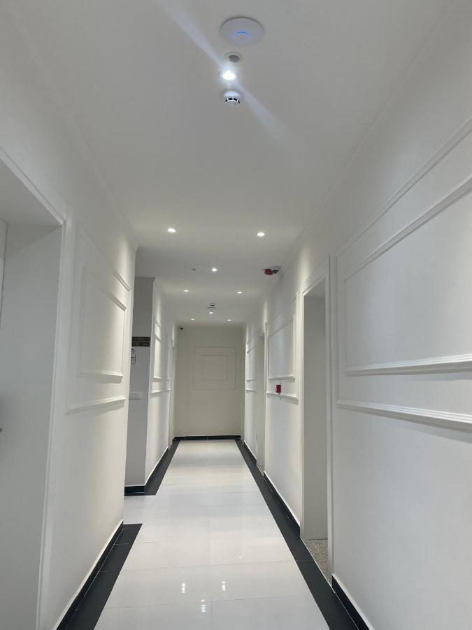 Adria Hotel Golem  Buitenkant foto